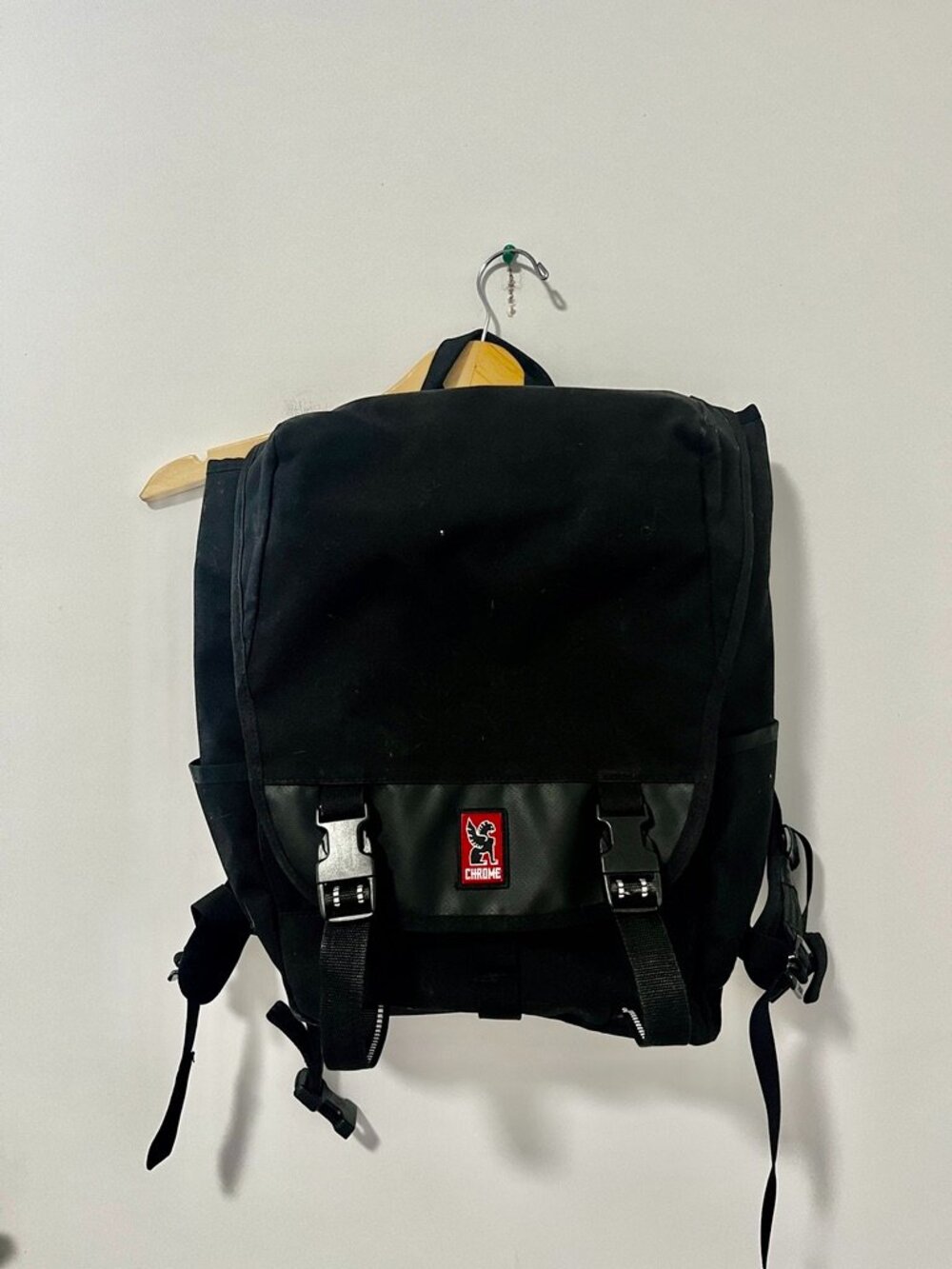 Chrome Industries Men's Black Buckle Small Backpack